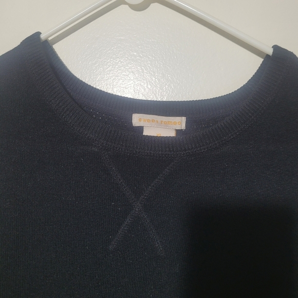 Sweet Romeo Sweater XL - Picture 3 of 6